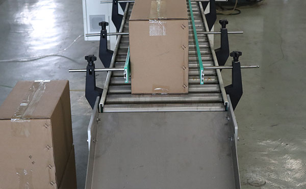 自动折盖封箱机,封箱机,封箱机厂家