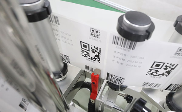 缓存打印贴标机,打印贴标机,即时打印贴标机